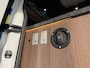 Renault Master T35 2.3 dCi 135 L3H2 Work Edition | Camper Edition | Motorsport Edition | Thule Omnistor Luifel | Airco in Leefruimte | TV | Koelkast | Magnetron | Volledig Bed | 2 Lederen Stoelen | DAB | LED Verlichting Leefruimte |