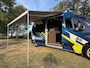 Renault Master T35 2.3 dCi 135 L3H2 Work Edition | Camper Edition | Motorsport Edition | Thule Omnistor Luifel | Airco in Leefruimte | TV | Koelkast | Magnetron | Volledig Bed | 2 Lederen Stoelen | DAB | LED Verlichting Leefruimte |