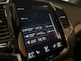 Volvo XC90 2.0 B5 AWD R-Design | Pine Grey! | Trekhaak | Adaptieve Cruise Control | Stoelverwarming | Parkeercamera | 20 Inch | Pilot Assist | Schakelpaddels aan stuurwiel | Elektrische voorstoelen geheugen | R-Design contour stoelen leder alcantara met wit stiksel en bies | Zitting verlenging voorstoelen | Lederen Dashboard | Parkeersensoren voor+achter | Privacy Glass | Elektrisch bedienbare achterklep | Geïntegreerde zongordijnen achterportieren | Verlichte instaplijsten | 7-Persoons | Apple Carplay/Android Auto | Alarm Klasse III | Volvo On Call met mobiele App functie | Pine Grey Metallic |
