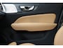 Volvo V60 T6 PLUG-IN HYBRID AWD ULTRA BRIGHT *VOL!* -PANO.DAK|BOWERS&WILKINS|GEVENT.LEDER+MASSAGE|360°CAM|HEAD-UP DISP.|PRIVACY.GLAS|19"|SoH:100%