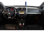 Volkswagen Golf 3.2 R32 NL-Auto | Schuifdak | Milltek | Camera | Leder | Bi-Xenon | Cruise | Navi | Bluetooth | 18" LMV | PDC