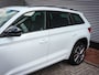 Skoda Kodiaq 1.5 TSI Sportline Business 7p. Clima | Cruise | Navi | Panoramadak | Trekhaak | 7 Persoons | Led | Alcantara | Pdc | Camera |