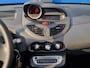 Renault Twingo 1.2 16V Parisienne / Schuif Kandeldak / Panoramadak / Bluetooth / Radio-CD Speler