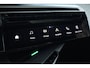 Peugeot E-3008 GT Long Range 230 97 kWh | Adapt. Cruise | Focal Audio | Schuifdak | Stoelverwarming | Elektr. Klep | 20 Inch | Navi | Carplay | Keyless | 360 Camera |