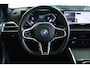 BMW i4 eDrive40 M Sport Edition 84 kWh | SoH 95% | Cruise Control | Schuifdak | 360 Camera | Head-up | Stoelverwarming | Laser | Elektr. klep | Carplay | Navi | Keyless | Leder | 19 Inch