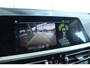 BMW 3-Serie 320e Business Edition Plus M-Sport | 96% SoH | Cruise Control | Camera | Climate Control | Navi | Carplay | HiFi | LED | 18 Inch | Getint Glas