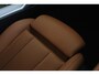 BMW 3-Serie 330e Business Edition Plus | Cruise Control | Camera | Stoelverwarming | LEDER | Carplay | Navi | Climate | 17 Inch |