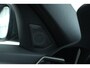 BMW 3-Serie 330e Business Edition Plus | Cruise Control | Camera | Stoelverwarming | LEDER | Carplay | Navi | Climate | 17 Inch |