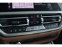 BMW 3-Serie 330e Business Edition Plus | Cruise Control | Camera | Stoelverwarming | LEDER | Carplay | Navi | Climate | 17 Inch |