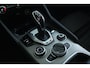 Alfa Romeo Giulia 2.0 T Veloce AWD | Adapt. Cruise | Schuifdak | Camera | Memory | Elektr. Stoelen | Memory | Carplay | Navi | Keyless | Stoel+Stuurverwarming