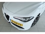 Alfa Romeo Giulia 2.0 T Veloce AWD | Adapt. Cruise | Schuifdak | Camera | Memory | Elektr. Stoelen | Memory | Carplay | Navi | Keyless | Stoel+Stuurverwarming