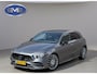 Mercedes-Benz A-klasse 220 AUTOMAAT 190 pk Premium Plus, AMG styling, panoramadak, achteruitrijcamera, stoelverwarm, vele opties