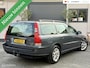 Volvo V70 2.4 T5 200pk|ZO MEE|AIRCO|THAAK|HALFLEER|HISTORY!