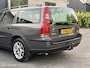 Volvo V70 2.4 T5 200pk|ZO MEE|AIRCO|THAAK|HALFLEER|HISTORY!
