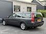 Volvo V70 2.4 T5 200pk|ZO MEE|AIRCO|THAAK|HALFLEER|HISTORY!