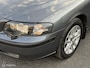 Volvo V70 2.4 T5 200pk|ZO MEE|AIRCO|THAAK|HALFLEER|HISTORY!