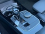 BMW 1-Serie 118i AUTOMAAT M- Sport, Misano blauw metallic, panoramadak, headup display, navi, digitaal cockpit, vol opties