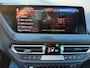 BMW 1-Serie 118i AUTOMAAT M- Sport, Misano blauw metallic, panoramadak, headup display, navi, digitaal cockpit, vol opties