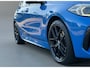 BMW 1-Serie 118i AUTOMAAT M- Sport, Misano blauw metallic, panoramadak, headup display, navi, digitaal cockpit, vol opties