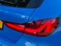 BMW 1-Serie 118i AUTOMAAT M- Sport, Misano blauw metallic, panoramadak, headup display, navi, digitaal cockpit, vol opties
