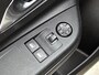 Opel Corsa 1.2 Edition | 75pk | Navigatie | Parkeersensoren Achter |
