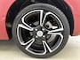 Opel Corsa 1.2 GS Line | 100pk | Apple Carplay/Android Auto | Stuur + Stoelverwarming | Panoramadak | 17" Lichtmetalen Velgen |