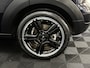 MINI Countryman 1.6 Cooper Chili Panoramadak, Leder, Navi, Parkeersensoren, Cruise control, Lichtmetalen velgen, Stoelverwarming, Clima, A start stop