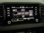 Skoda Karoq 1.5 TSI ACT Sportline Business Panoramadak, Navi, Parkeersensoren, Cruise control, Keyless start, Stoel/stuurverwarming, A start stop .