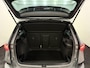 Skoda Karoq 1.5 TSI ACT Sportline Business Panoramadak, Navi, Parkeersensoren, Cruise control, Keyless start, Stoel/stuurverwarming, A start stop .