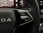 Skoda Karoq 1.5 TSI ACT Sportline Business Panoramadak, Navi, Parkeersensoren, Cruise control, Keyless start, Stoel/stuurverwarming, A start stop .