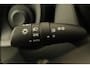 Toyota Aygo X 1.0 VVT-i MT Play - ORIGINEEL NEDERLANDSE AUTO - AIRCO - ADAPTIEVE CRUISE CONTROL - ACHTERUITRIJCAMERA - BLUETOOTH - LICHTSENSOR - DAB RADIO - APPLE CARPLAY/ ANDROID AUTO