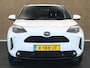 Toyota Yaris Cross 1.5 VVT-I Dynamic - ORIGINEEL NEDERLANDSE AUTO- AFKOMSTIG VAN 1E EIGENAAR - AFNEEMBARE TREKHAAK - 1350 KG TREKGEWICHT !!! - KEYLESS ENTRY/ START - ARMSTEUN VOOR - LICHT EN REGENSENSOR - AIRCO - ADAPTIEVE CRUISE CONTROL