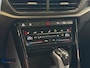 Volkswagen T-Roc 1.5 TSI R-Line |IQ.Lights Camera Virtual Sfeer CarPlay Blackstyle