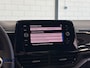 Volkswagen T-Roc 1.5 TSI R-Line |IQ.Lights Camera Virtual Sfeer CarPlay Blackstyle