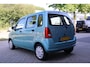 Opel Agila 1.2-16V Essentia