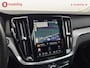 Volvo V60 2.0 B4 Plus Dark 197Pk! Automaat * Vapour Grey | Trekhaak 1.800KG | Adaptive Cruise Control Memory stoelen | Achteruitrijcamera | Apple CarPlay | Stoel/Stuur verwarming
