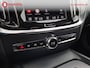 Volvo V60 2.0 B4 Plus Dark 197Pk! Automaat * Vapour Grey | Trekhaak 1.800KG | Adaptive Cruise Control Memory stoelen | Achteruitrijcamera | Apple CarPlay | Stoel/Stuur verwarming