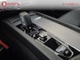 Volvo V60 2.0 B4 Plus Dark 197Pk! Automaat * Vapour Grey | Trekhaak 1.800KG | Adaptive Cruise Control Memory stoelen | Achteruitrijcamera | Apple CarPlay | Stoel/Stuur verwarming