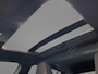 Volkswagen Golf 1.5 eHybrid 272pk DSG GTE · Panoramadak · 360 Camera · Inklap. Trekhaak · Head-Up Display · Matrix LED · Keyless · DCC · Garantie t/m 26-05-2030 of 100.000km