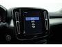 Volvo XC40 1.5 T3 Momentum Pro | RIJKLAAR!! | Cruise Contr. | Trekhaak | Camera | All Season | Apple CarPlay | Navi