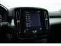 Volvo XC40 1.5 T3 Momentum Pro | RIJKLAAR!! | Cruise Contr. | Trekhaak | Camera | All Season | Apple CarPlay | Navi