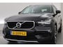 Volvo XC40 1.5 T3 Momentum Pro | RIJKLAAR!! | Cruise Contr. | Trekhaak | Camera | All Season | Apple CarPlay | Navi