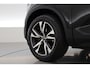 Volvo XC40 1.5 T3 Momentum Pro | RIJKLAAR!! | Cruise Contr. | Trekhaak | Camera | All Season | Apple CarPlay | Navi
