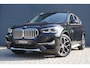 BMW X1 sDrive18i 140pk High Executive X-line | Trekhaak | LED Koplampen | HiFi Audio | Sportstoelen