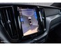 Volvo XC60 2.0 T8 Plug-in hybrid AWD R-Design | Luchtvering | Zwenkbare trekhaak | Panorama dak | Memory | Harman Kardon |