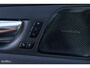 Volvo XC60 2.0 T8 Plug-in hybrid AWD R-Design | Luchtvering | Zwenkbare trekhaak | Panorama dak | Memory | Harman Kardon |
