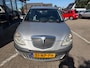 Lancia Ypsilon 1.4-16V PLATINO