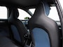 Volvo EX30 Single Motor Plus Automaat / Verwarmde voorstoelen / Verwarmd stuurwiel /  Glossy zwart dak / Google Maps Navi