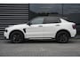 Lynk & Co 01 1.5 More | 360 Graden camera | Actieve LED Koplampen | Schuif-/Kanteldak | Premium Audio By Harman Kardon | Sfeerverlichting | Dodehoekassistent | Adaptieve Cruise Control | Stuurverwarming | Stoelverwarming | Bestuurdersstoel met geheugen | Getint glas | Elektrisch bedienbare achterklep | Draadloos telefoonoplader