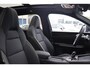 Lynk & Co 01 1.5 More | 360 Graden camera | Actieve LED Koplampen | Schuif-/Kanteldak | Premium Audio By Harman Kardon | Sfeerverlichting | Dodehoekassistent | Adaptieve Cruise Control | Stuurverwarming | Stoelverwarming | Bestuurdersstoel met geheugen | Getint glas | Elektrisch bedienbare achterklep | Draadloos telefoonoplader